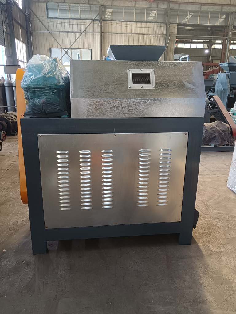 Двухвалковый гранулятор для угольной пыли ZK220
